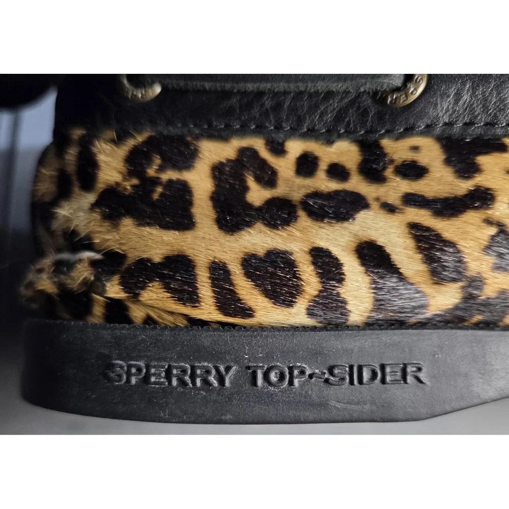 Sperry Boat Shoe‎ Genuine Calf Fur/Leather Leopard Non Marking Sole 8.5